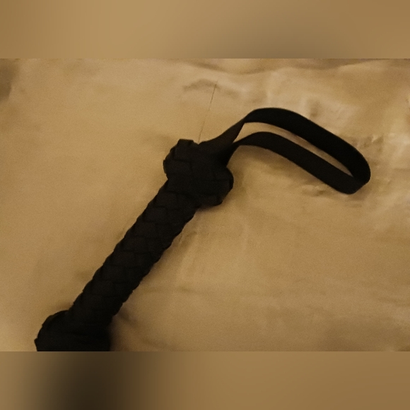 Whip for costume accessory - Picture 2 of 5